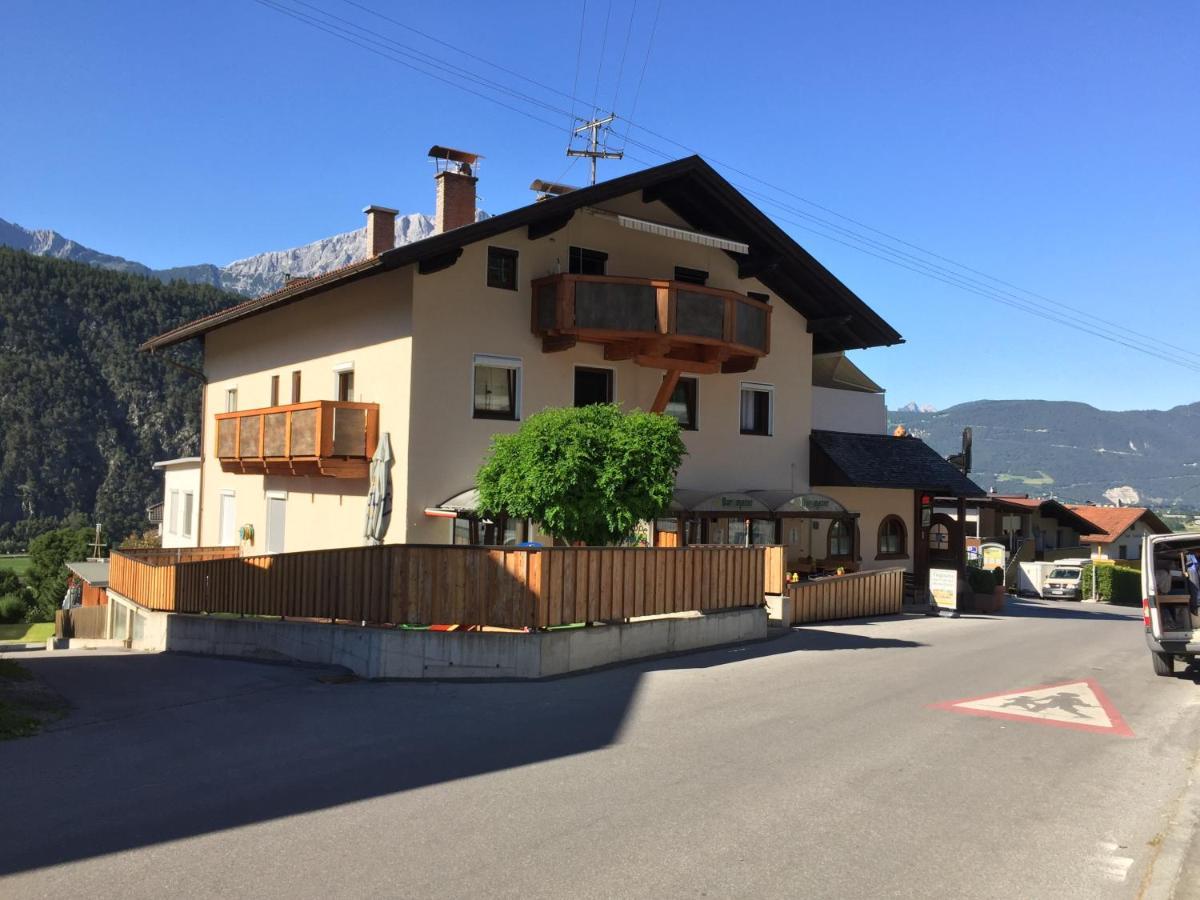 Ferienwohnung Eg Familie Meinschad Rietz エクステリア 写真
